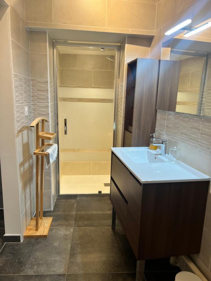 Les Suites Du Colonel Vannes Ngoại thất bức ảnh